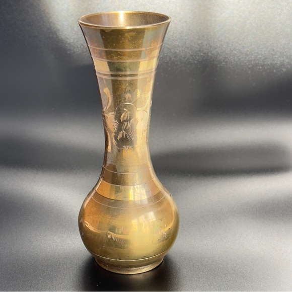 Brass Bud Vase 6'' Tall With Ornate Pattern Vintage - Picture 1 of 9